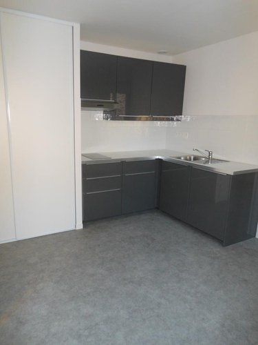 Location appartement Rennes 35000 Ille-et-Vilaine 28 m2 1 pièce 642 euros