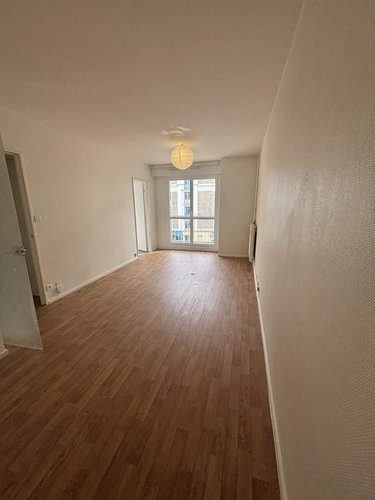 Location appartement Rennes 35000 Ille-et-Vilaine 29 m2 1 pièce 605 euros
