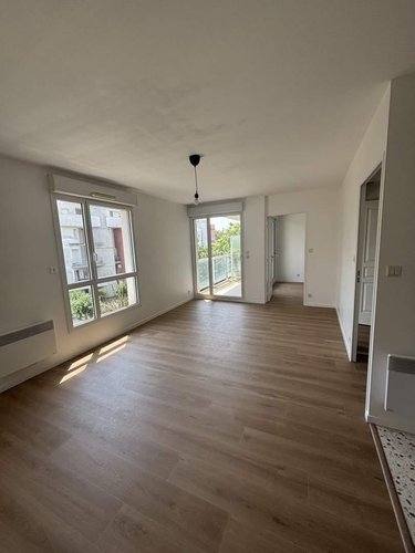 Location appartement Rennes 35000 Ille-et-Vilaine 44 m2 2 pièces 760 euros
