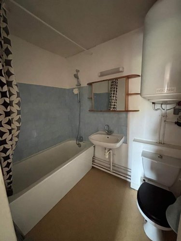 Location appartement Rennes 35000 Ille-et-Vilaine 31 m2 2 pièces 606 euros