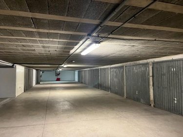 Garage et parking a vendre Dinard 35800 Ille-et-Vilaine  44000 euros