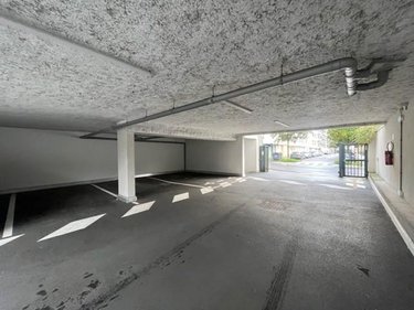 Garage et parking a vendre Rennes 35000 Ille-et-Vilaine  15000 euros