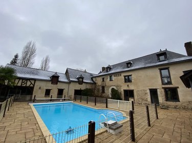 Location maison Noyal-Châtillon-sur-Seiche 35230 Ille-et-Vilaine 316 m2 9 pièces 2800 euros