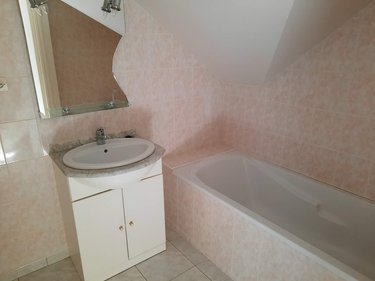 Location appartement Noyal-sur-Vilaine 35530 Ille-et-Vilaine 32 m2 2 pièces 570 euros