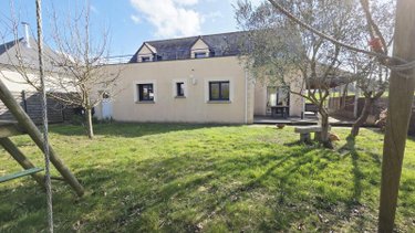 Location maison Noyal-sur-Vilaine 35530 Ille-et-Vilaine 158 m2 7 pièces 1200 euros