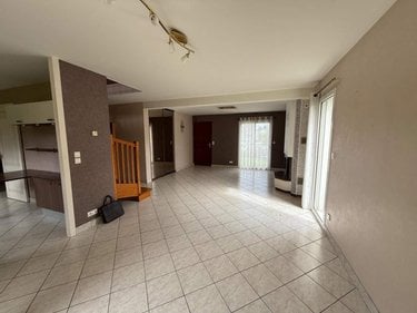 Location maison Noyal-sur-Vilaine 35530 Ille-et-Vilaine 142 m2 6 pièces 1200 euros