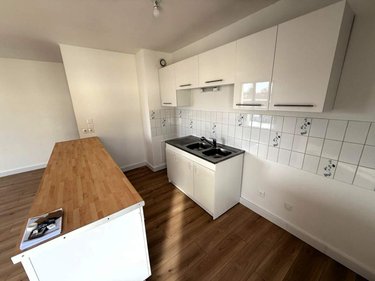 Location appartement Noyal-sur-Vilaine 35530 Ille-et-Vilaine 68 m2 3 pièces 645 euros