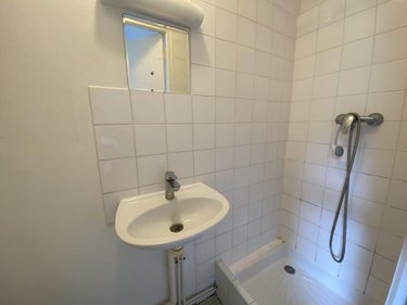 Location appartement Rennes 35000 Ille-et-Vilaine 11 m2 1 pièce 372 euros