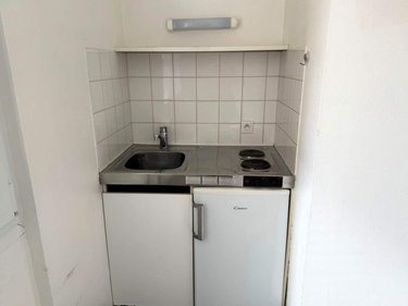 Location appartement Rennes 35000 Ille-et-Vilaine 11 m2 1 pièce 372 euros