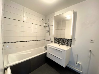 Location appartement Saint-Erblon 35230 Ille-et-Vilaine 84 m2 4 pièces 1010 euros