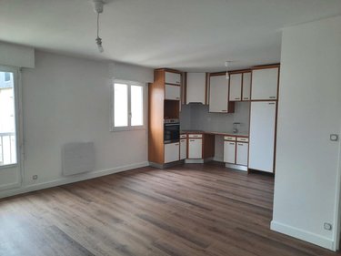 Location appartement Noyal-sur-Vilaine 35530 Ille-et-Vilaine 100 m2 5 pièces 800 euros