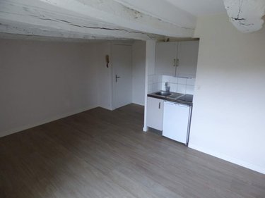 Location appartement Hédé Bazouges 35630 Ille-et-Vilaine 31 m2 2 pièces 410 euros