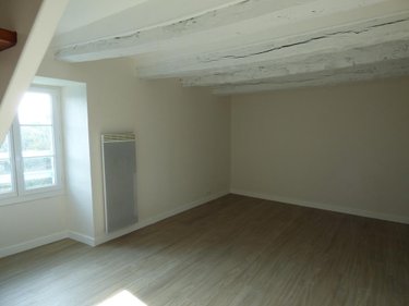 Location appartement Hédé Bazouges 35630 Ille-et-Vilaine 31 m2 2 pièces 410 euros