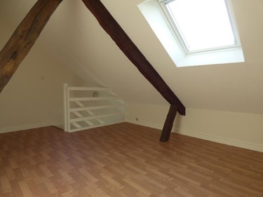 Location appartement Hédé Bazouges 35630 Ille-et-Vilaine 31 m2 2 pièces 410 euros
