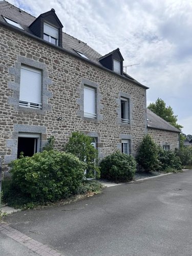 Immeuble a vendre Maen Roch 35460 Ille-et-Vilaine 263 m2  520000 euros