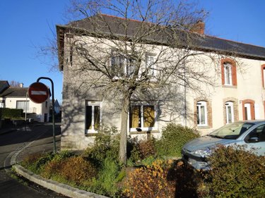 Immeuble a vendre Bréal-sous-Montfort 35310 Ille-et-Vilaine 105 m2  260000 euros