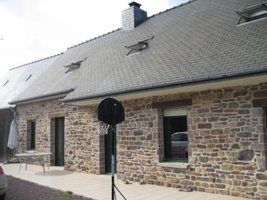 Location maison Bréal-sous-Montfort 35310 Ille-et-Vilaine 128 m2 7 pièces 1100 euros