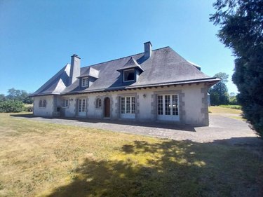 Maison a vendre Romillé 35850 Ille-et-Vilaine 241 m2 8 pièces 374400 euros