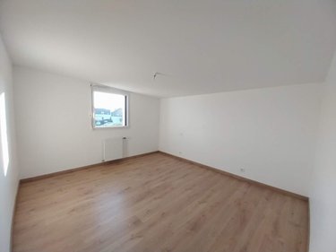 Location maison Saint-Gilles 35590 Ille-et-Vilaine 98 m2 5 pièces 947 euros