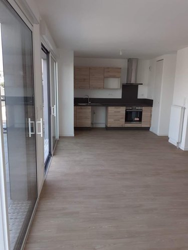 Location appartement Fougères 35300 Ille-et-Vilaine 66 m2 3 pièces 820 euros