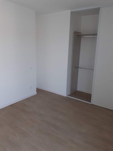 Location appartement Fougères 35300 Ille-et-Vilaine 66 m2 3 pièces 820 euros