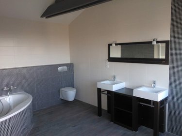 Location appartement Fougères 35300 Ille-et-Vilaine 114 m2 3 pièces 940 euros