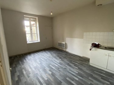 Location appartement Fougères 35300 Ille-et-Vilaine 32 m2 2 pièces 330 euros