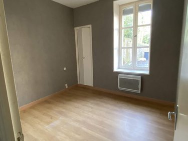 Location appartement Fougères 35300 Ille-et-Vilaine 32 m2 2 pièces 330 euros