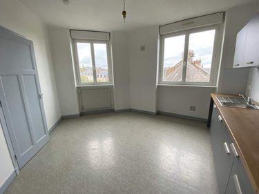 Location appartement Fougères 35300 Ille-et-Vilaine 38 m2 2 pièces 400 euros