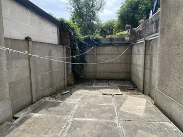Fonds et murs commerciaux a vendre Fougères 35300 Ille-et-Vilaine 80 m2  135148 euros