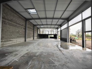 Location fonds et murs commerciaux Acigné 35690 Ille-et-Vilaine 144 m2  1500 euros