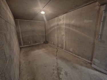 Garage et parking a vendre Cesson-Sévigné 35510 Ille-et-Vilaine  16500 euros