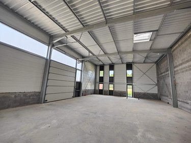 Location fonds et murs commerciaux Acigné 35690 Ille-et-Vilaine 216 m2  1250 euros