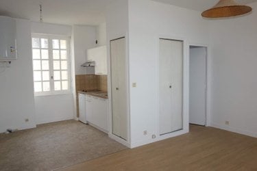 Location appartement Saint-Malo 35400 Ille-et-Vilaine 30 m2 1 pièce 470 euros