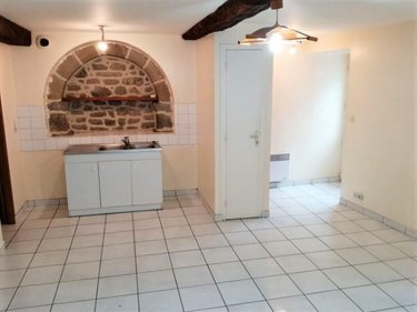 Location appartement Tinténiac 35190 Ille-et-Vilaine 40 m2 2 pièces 580 euros