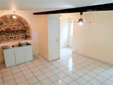 Location appartement Tinténiac 35190 Ille-et-Vilaine 40 m2 2 pièces 580 euros