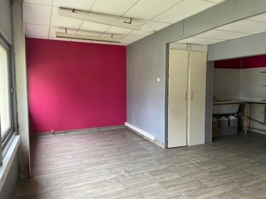 Location fonds et murs commerciaux Tinténiac 35190 Ille-et-Vilaine 50 m2  720 euros