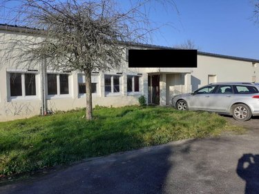 Location fonds et murs commerciaux Tinténiac 35190 Ille-et-Vilaine 50 m2  720 euros