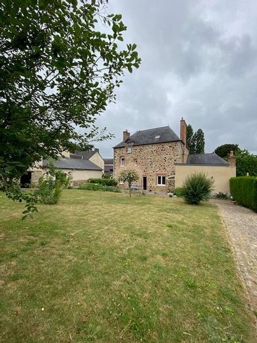 Maison a vendre Médréac 35360 Ille-et-Vilaine 214 m2 6 pièces 271700 euros