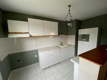 Location appartement Tinténiac 35190 Ille-et-Vilaine 73 m2 3 pièces 700 euros