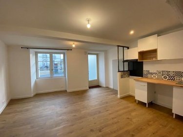 Location maison Tinténiac 35190 Ille-et-Vilaine 58 m2 3 pièces 700 euros