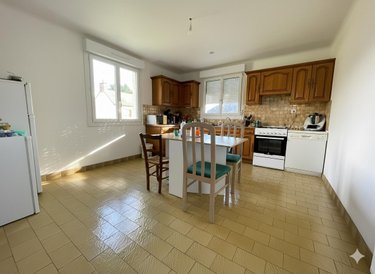 Location maison Bais 35680 Ille-et-Vilaine 87 m2 4 pièces 950 euros