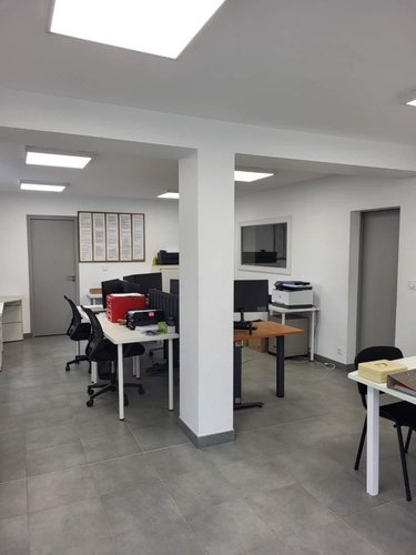 Location fonds et murs commerciaux Retiers 35240 Ille-et-Vilaine 225 m2  1000 euros