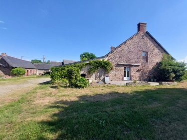 Maison a vendre Retiers 35240 Ille-et-Vilaine 225 m2 8 pièces 392720 euros