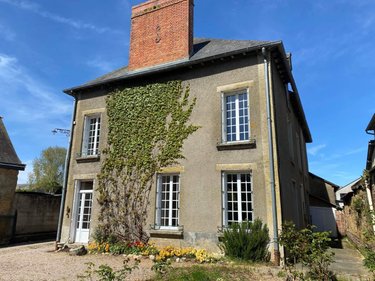 Maison a vendre Saint-Méen-le-Grand 35290 Ille-et-Vilaine 203 m2 6 pièces 367500 euros