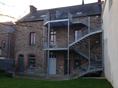 Location appartement Retiers 35240 Ille-et-Vilaine 75 m2 3 pièces 600 euros