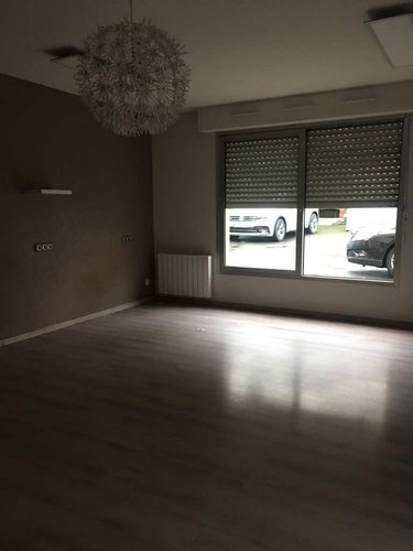 Location fonds et murs commerciaux Janzé 35150 Ille-et-Vilaine 53 m2  650 euros