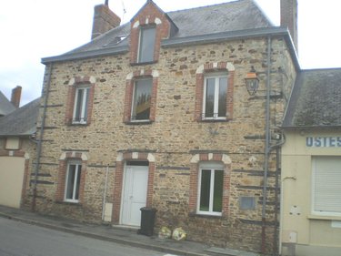 Location appartement Le Sel-de-Bretagne 35320 Ille-et-Vilaine 29 m2 3 pièces 400 euros