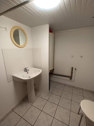 Location maison Poligné 35320 Ille-et-Vilaine 40 m2 2 pièces 450 euros