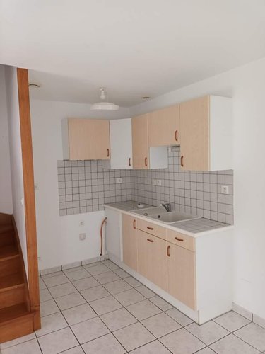 Location maison Poligné 35320 Ille-et-Vilaine 40 m2 2 pièces 450 euros